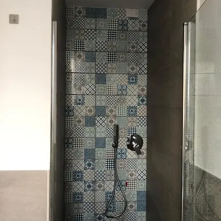 Center فندق مبيت وإفطار *